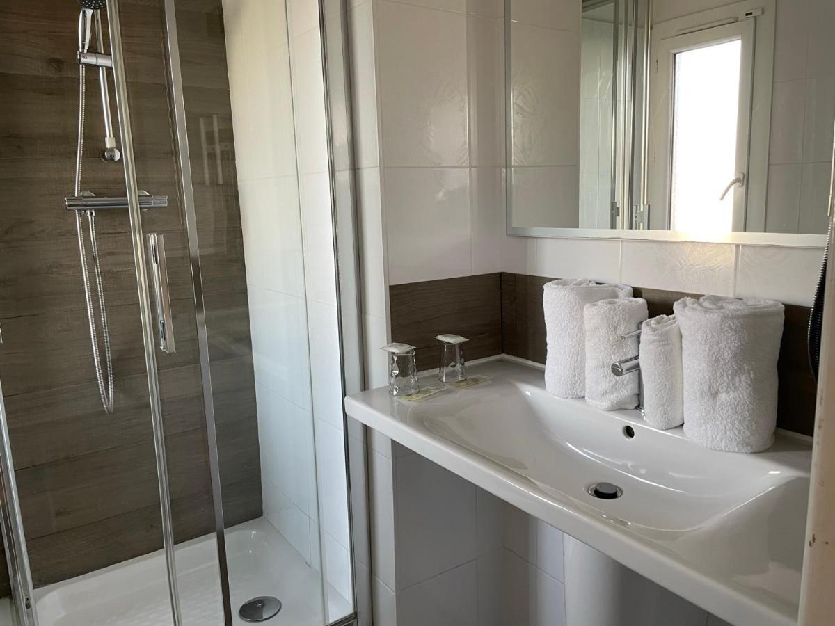 Hotel Le Mirage Сен Мари де ла Мер Екстериор снимка
