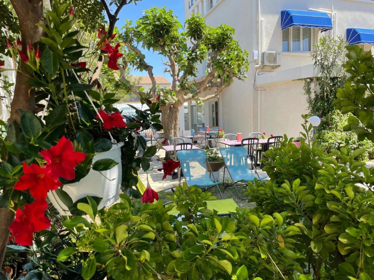 Hotel Le Mirage Сен Мари де ла Мер Екстериор снимка